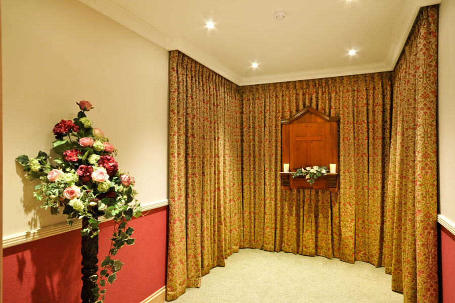 J Dilnot Smith & Son Funeral Directors